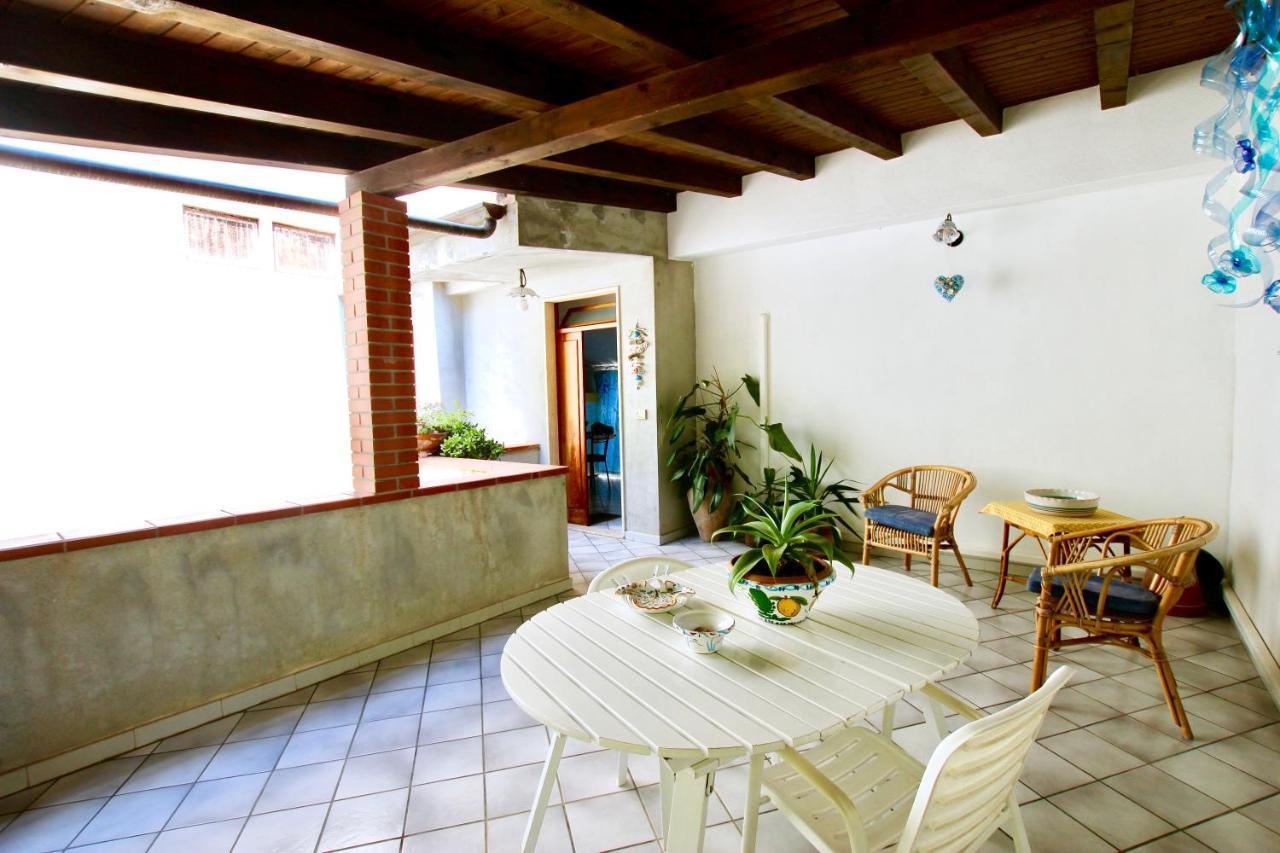 Le Case Del Borgo - Perla Capo dʼOrlando Kültér fotó